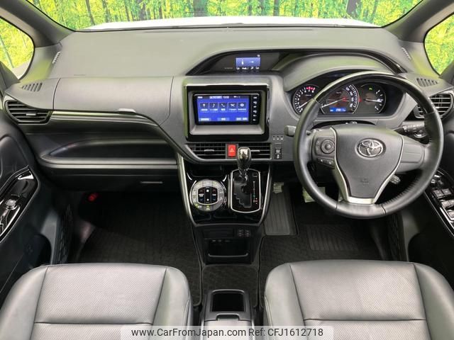toyota esquire 2019 CFJ1612718 image 2