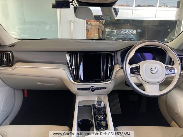 volvo v60 2022 CFJ1573654 image 2