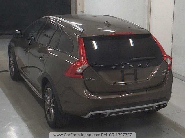 volvo v60 2016 CFJ1797727 image 2