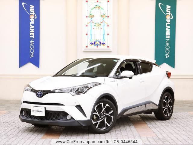 toyota c-hr 2017 quick_quick_DAA-ZYX10_ZYX10-2028627 image 1