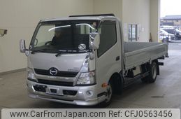 hino dutro 2017 -HINO--Hino Dutoro XZU775M-0002732---HINO--Hino Dutoro XZU775M-0002732-