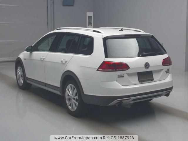 volkswagen golf-alltrack 2017 CFJ1887923 image 2