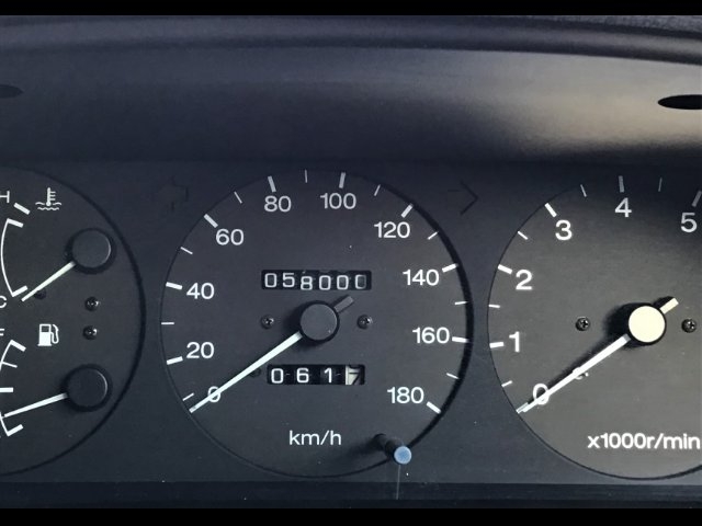 car_ab4947fd-4543-47ac-a7eb-