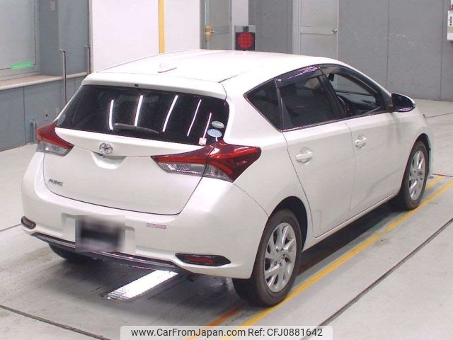 toyota auris 2016 CFJ0881642 image 2