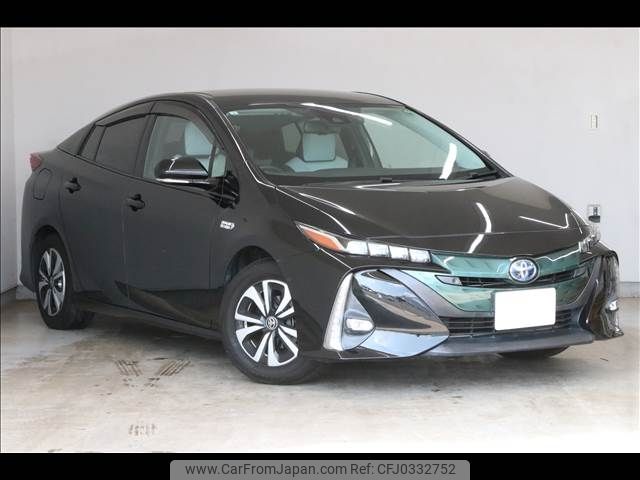 toyota prius-phv 2017 -TOYOTA--Prius PHV DLA-ZVW52--ZVW52-3046048---TOYOTA--Prius PHV DLA-ZVW52--ZVW52-3046048- image 2