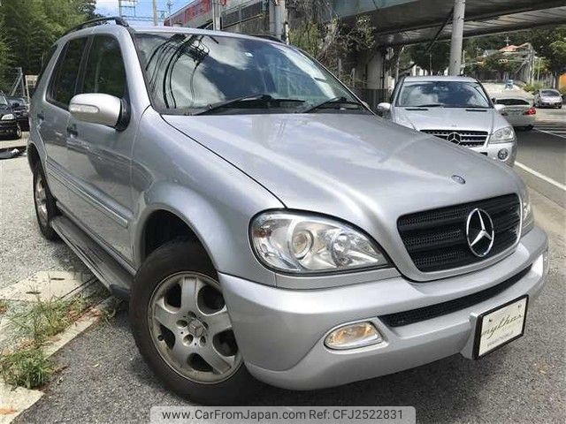 mercedes-benz m-class 2002 191219150841 image 1