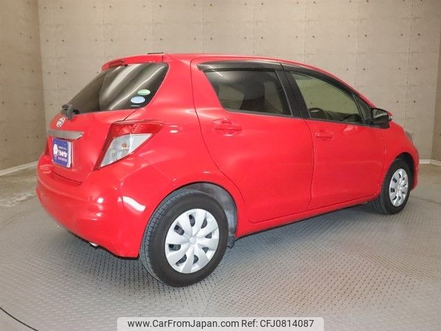 toyota vitz 2013 -TOYOTA--Vitz DBA-KSP130--KSP130-2096332---TOYOTA--Vitz DBA-KSP130--KSP130-2096332- image 2