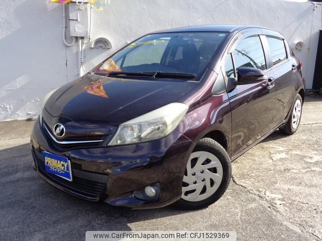 toyota vitz 2013 CFJ1529369 image 2