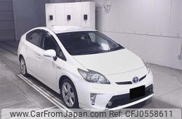 toyota prius 2013 -TOYOTA--Prius ZVW30-5722658---TOYOTA--Prius ZVW30-5722658-