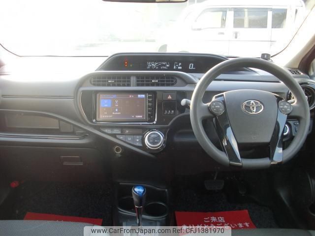 toyota aqua 2016 CFJ1381970 image 2
