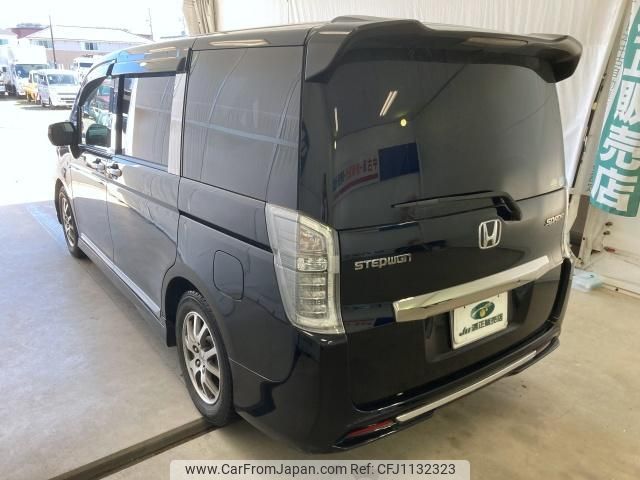 honda stepwagon-spada 2013 quick_quick_DBA-RK5_RK5-1346452 image 2