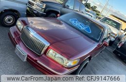 lincoln town-car 2002 GOO_JP_700973097630231009002