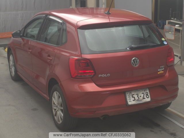 volkswagen polo 2015 -VOLKSWAGEN--VW Polo 6RCJZ--FU057043---VOLKSWAGEN--VW Polo 6RCJZ--FU057043- image 2