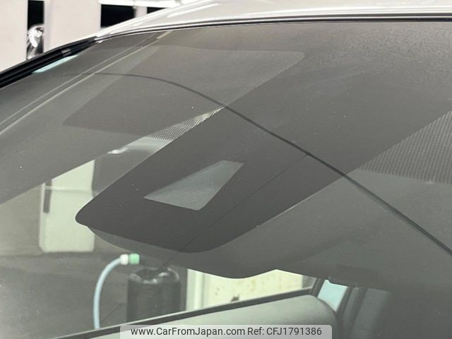 toyota corolla-cross 2023 CFJ1791386 image 2