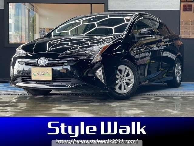 toyota prius 2018 quick_quick_DAA-ZVW50_ZVW50-6111249 image 1