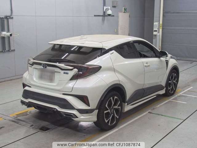 toyota c-hr 2017 -TOYOTA--C-HR DAA-ZYX10--ZYX10-2071898---TOYOTA--C-HR DAA-ZYX10--ZYX10-2071898- image 2