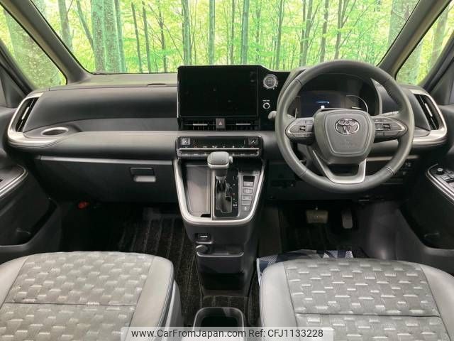 toyota voxy 2022 -TOYOTA--Voxy 6BA-MZRA90W--MZRA90-0011771---TOYOTA--Voxy 6BA-MZRA90W--MZRA90-0011771- image 2