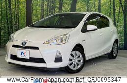 toyota aqua 2013 -TOYOTA--AQUA DAA-NHP10--NHP10-6235698---TOYOTA--AQUA DAA-NHP10--NHP10-6235698-