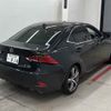 lexus is 2017 CFJ1727229 image 6