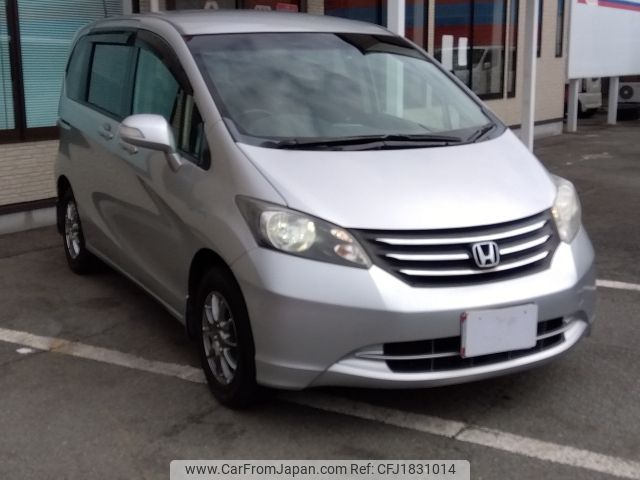 honda freed 2010 CFJ1831014 image 2