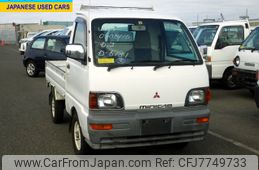mitsubishi-minicab-truck-1996-1400-car_abd1397c-789e-4c55-a1dd-1eb4499370be