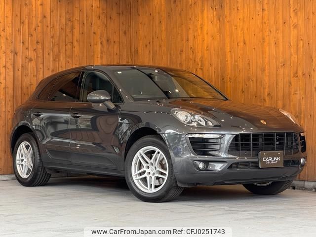 porsche macan 2017 GOO_JP_700055086030240914003 image 1