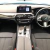 bmw 5-series 2018 -BMW--BMW 5 Series LDA-JM20--WBAJM72050G986192---BMW--BMW 5 Series LDA-JM20--WBAJM72050G986192- image 2