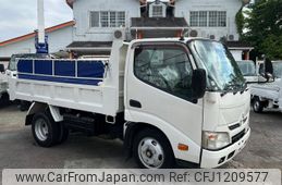 hino dutro 2013 GOO_NET_EXCHANGE_0703924A30250528W001