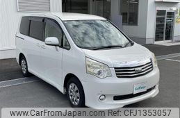 toyota noah 2010 CFJ1353057