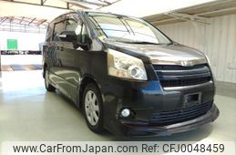 toyota noah 2007 ENHANCEAUTO_1_ea286062