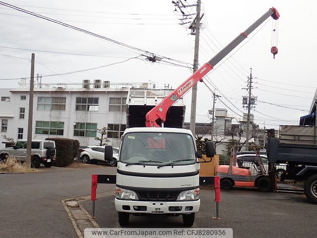 hino dutro 2006 23010305 image 2