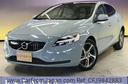 volvo v40 undefined -VOLVO--Volvo V40 DBA-MB4154T--YV1MV2920H2411***---VOLVO--Volvo V40 DBA-MB4154T--YV1MV2920H2411***-