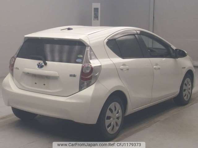 toyota aqua 2014 -TOYOTA--AQUA DAA-NHP10--NHP10-2329362---TOYOTA--AQUA DAA-NHP10--NHP10-2329362- image 2