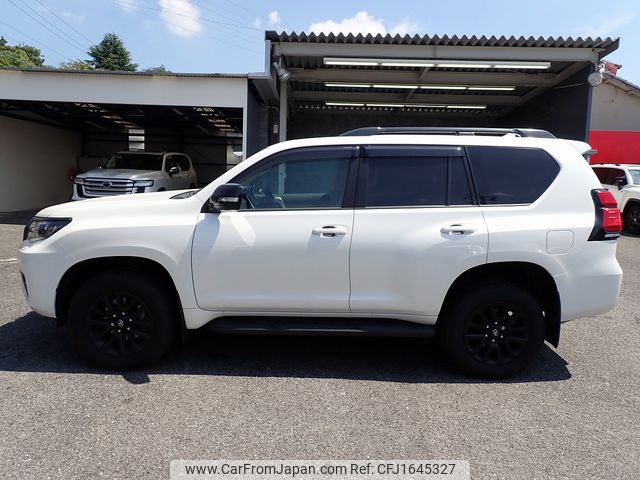 toyota land-cruiser-prado 2023 CFJ1645327 image 2