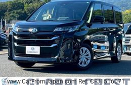 toyota noah 2024 CFJ1516071