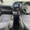 toyota voxy 2017 CFJ1772332 image 16
