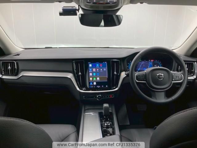 volvo v60 2023 quick_quick_5AA-ZB420TM_YV1ZWK8M3P2530755 image 2