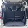nissan serena 2022 CFJ1652310 image 11