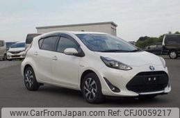 toyota aqua 2019 -TOYOTA--AQUA DAA-NHP10--NHP10-2640953---TOYOTA--AQUA DAA-NHP10--NHP10-2640953-