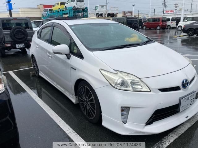 toyota prius 2013 -TOYOTA--Prius DAA-ZVW30--ZVW30-5637477---TOYOTA--Prius DAA-ZVW30--ZVW30-5637477- image 2