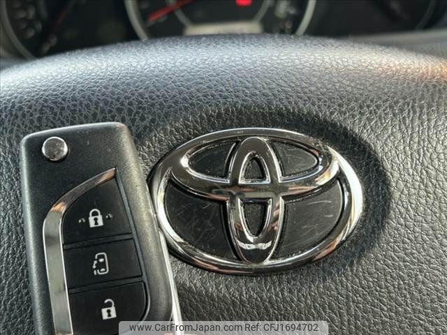 toyota noah 2020 CFJ1694702 image 2