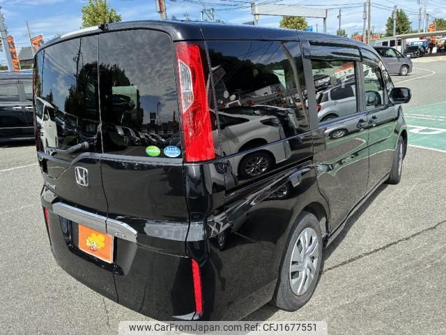 honda stepwagon 2017 CFJ1677551 image 2