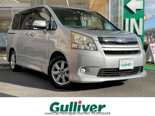 toyota noah 2010 -TOYOTA--Noah DBA-ZRR70W--ZRR70-0318568---TOYOTA--Noah DBA-ZRR70W--ZRR70-0318568- image 1