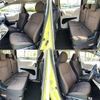 toyota sienta 2018 504928-931007 image 7