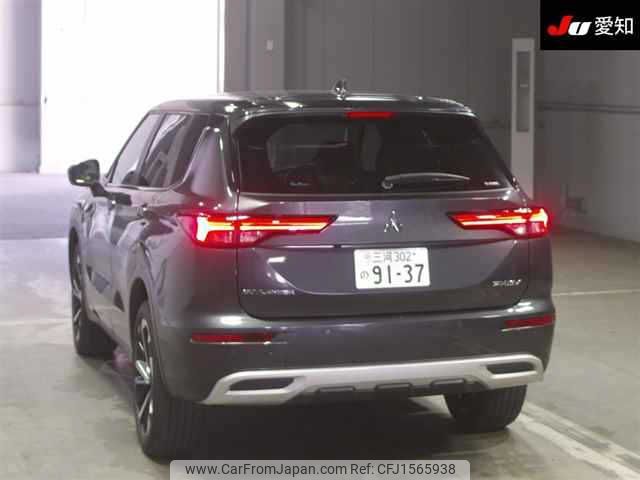 mitsubishi outlander-phev 2024 CFJ1565938 image 2