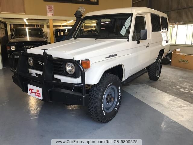 toyota landcruiser-70 2020 CFJ5800575 image 2