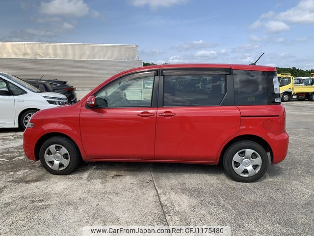 toyota sienta 2012 NIKYO_XL46247 image 2