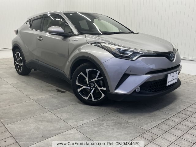 toyota c-hr 2017 -TOYOTA--C-HR DAA-ZYX10--ZYX10-2056655---TOYOTA--C-HR DAA-ZYX10--ZYX10-2056655- image 1