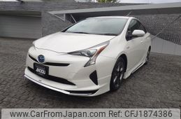 toyota prius 2018 CFJ1874386