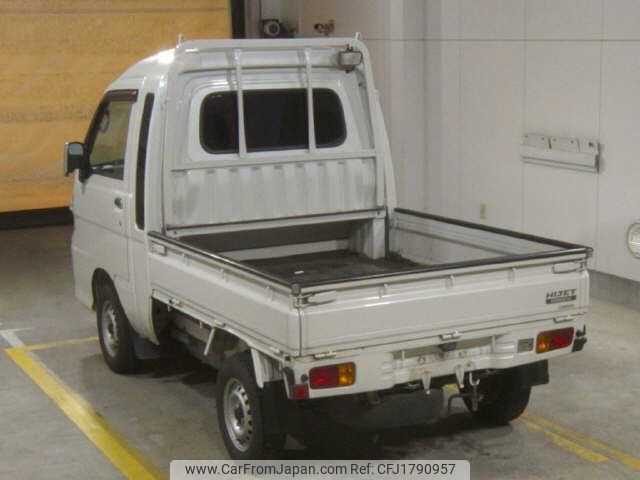 daihatsu hijet-truck 2013 CFJ1790957 image 2